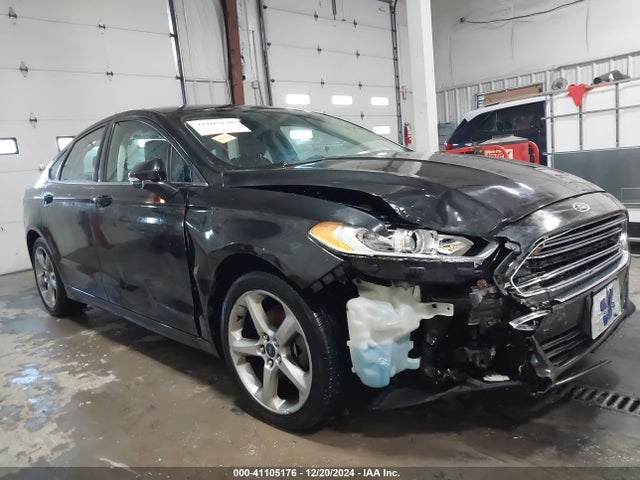 3FA6P0HDXER333218 Ford FUSION SE
