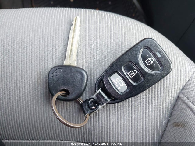 5NPD84LF3JH258132 Hyundai ELANTRA SEL