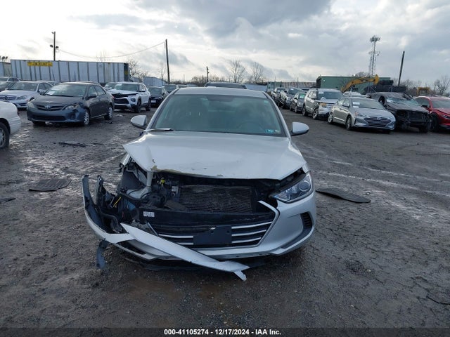5NPD84LF3JH258132 Hyundai ELANTRA SEL