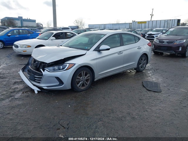 5NPD84LF3JH258132 Hyundai ELANTRA SEL