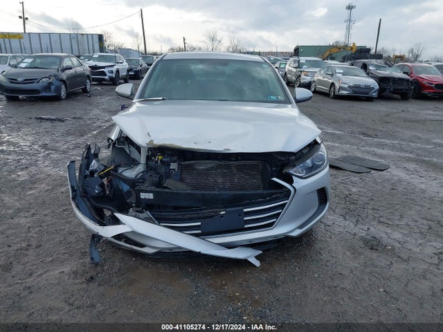 5NPD84LF3JH258132 Hyundai ELANTRA SEL