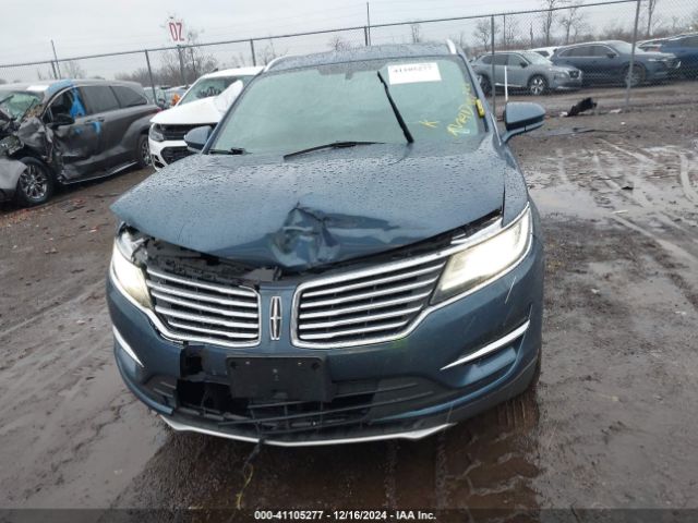 5LMCJ1D90JUL15182 Lincoln Mkc Premiere