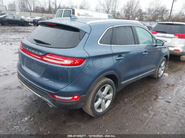 5LMCJ1D90JUL15182 Lincoln Mkc Premiere