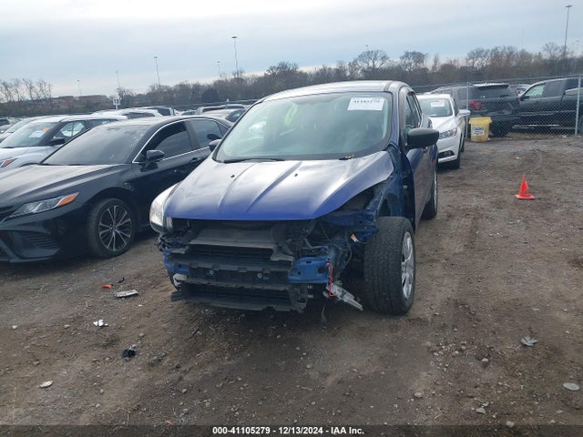 Ford ESCAPE S 2014 1FMCU0F79EUC16222 Image 2