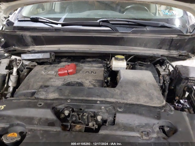 Nissan Pathfinder Platinum 2017 5N1DR2MM5HC672349 Image 10