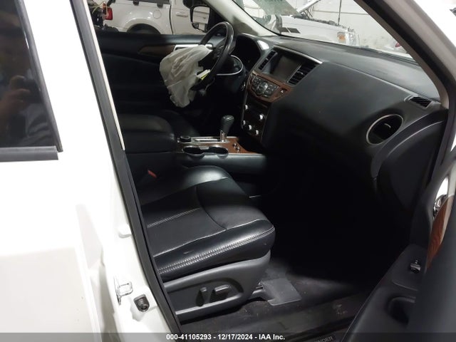 Nissan Pathfinder Platinum 2017 5N1DR2MM5HC672349 Image 5