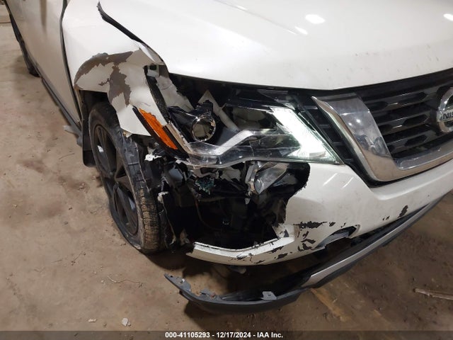 Nissan Pathfinder Platinum 2017 5N1DR2MM5HC672349 Image 6