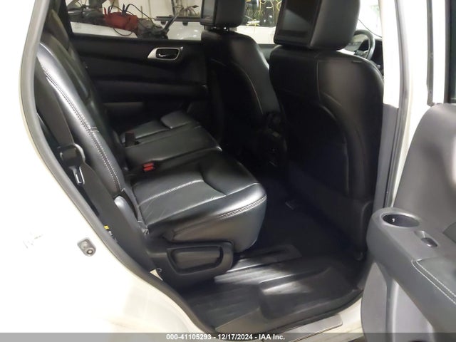 Nissan Pathfinder Platinum 2017 5N1DR2MM5HC672349 Image 8