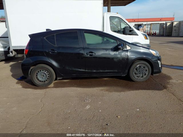 JTDKDTB37G1122400 Toyota Prius C Two