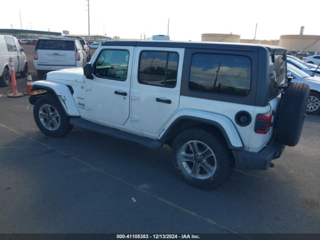 1C4HJXEG0JW120068 Jeep Wrangler Unlimited Sahara 4x4