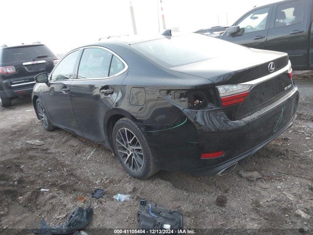 41105404 :رقم المزاد ، 58ABK1GG9GU026051 vin ، 2016 Lexus Es 350 مزاد بيع