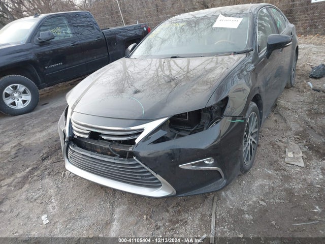 41105404 :رقم المزاد ، 58ABK1GG9GU026051 vin ، 2016 Lexus Es 350 مزاد بيع