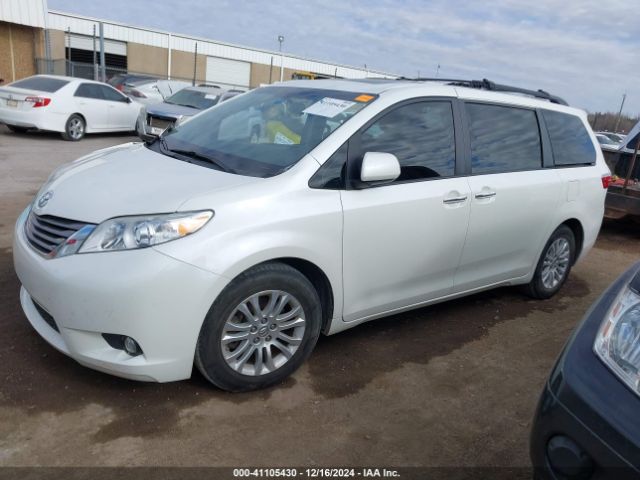 5TDYK3DC8GS738204 Toyota Sienna Xle Premium 8 Passenger