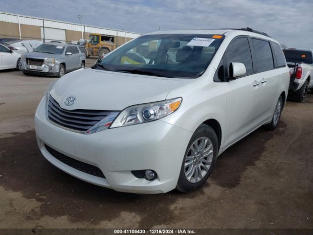 5TDYK3DC8GS738204 Toyota Sienna Xle Premium 8 Passenger