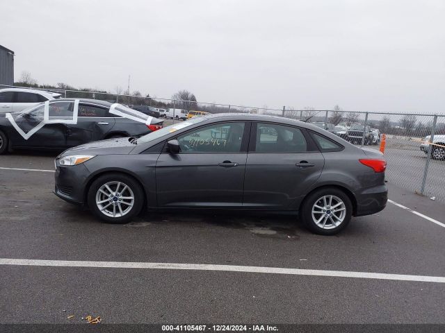 1FADP3F22JL238753 Ford FOCUS SE