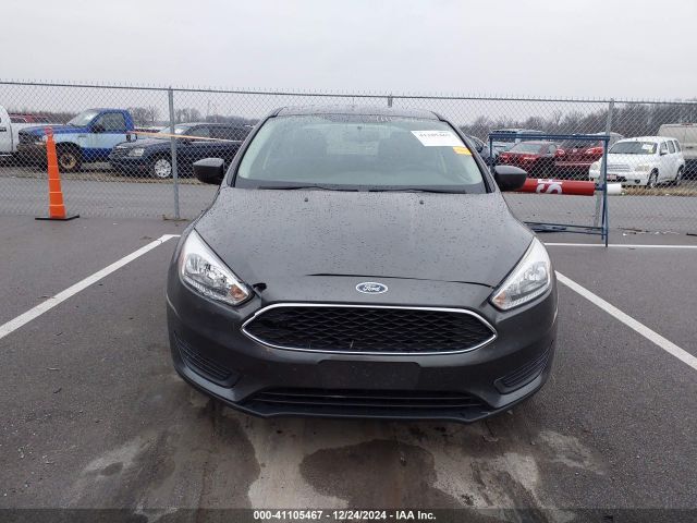 1FADP3F22JL238753 Ford FOCUS SE