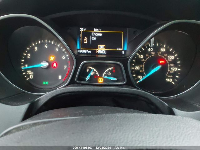 1FADP3F22JL238753 Ford FOCUS SE
