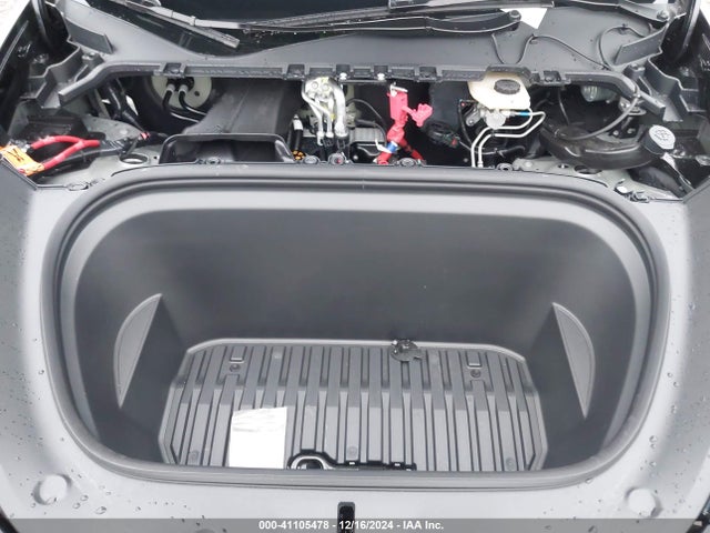 2024 TESLA MODEL Y 7SAYGDEE6RA329410 Photo 9
