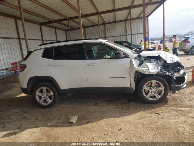 Jeep Compass Latitude 4x4 2023 3C4NJDBN1PT561680 Image 13