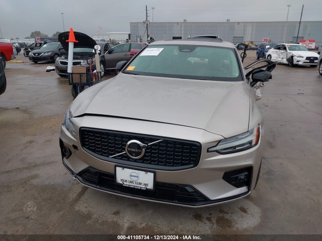 7JRL12GM0SG367121 Volvo S60 B5 Ultra
