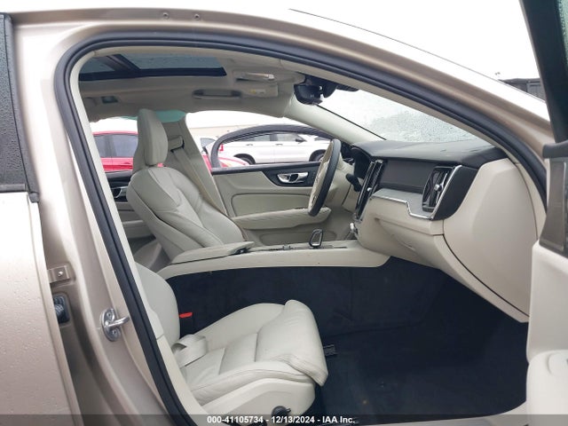 7JRL12GM0SG367121 Volvo S60 B5 Ultra