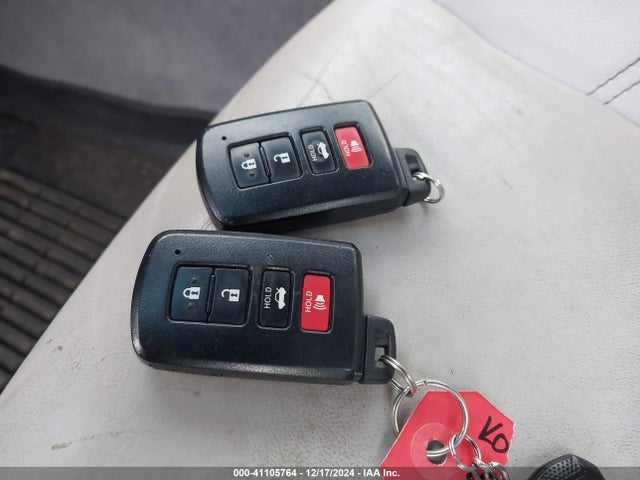Toyota CAMRY XLE 2017 4T1BF1FK3HU685360 Image 11