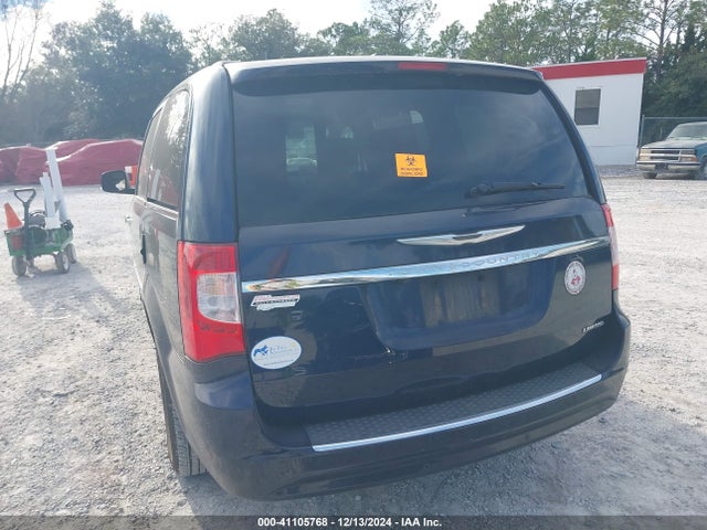 2C4RC1JG1GR232977 Chrysler Town & Country Limited