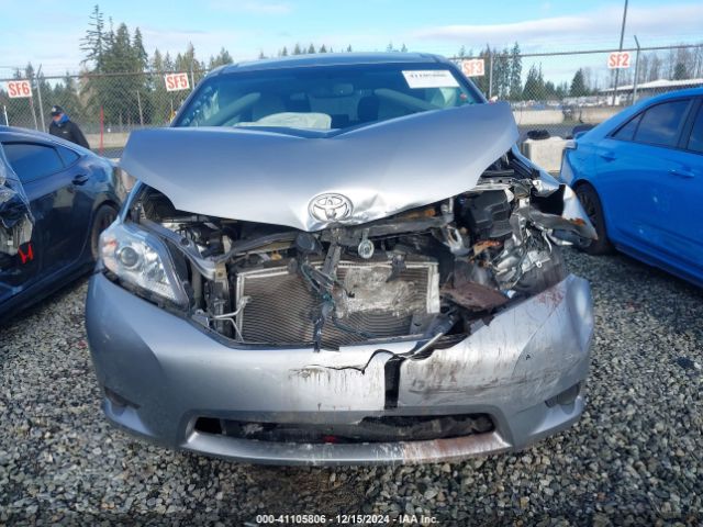 5TDKK3DC9FS592674 Toyota Sienna Le 8 Passenger