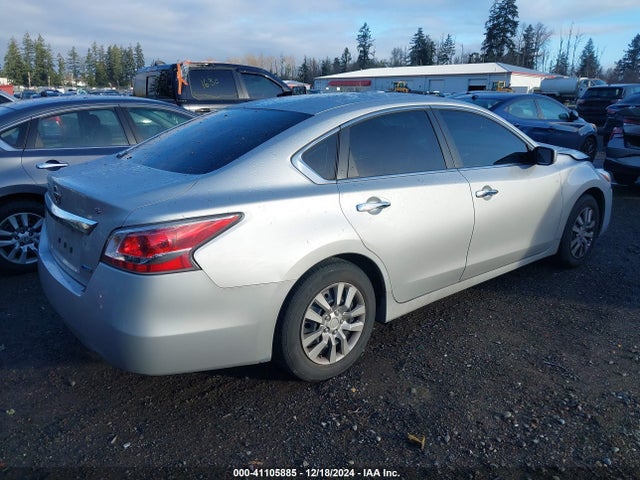 Nissan Altima 2.5 S 2014 1N4AL3AP8EN340747 Image 4