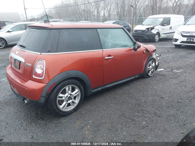 2012 MINI COOPER WMWSU3C59CT542784 Photo 3