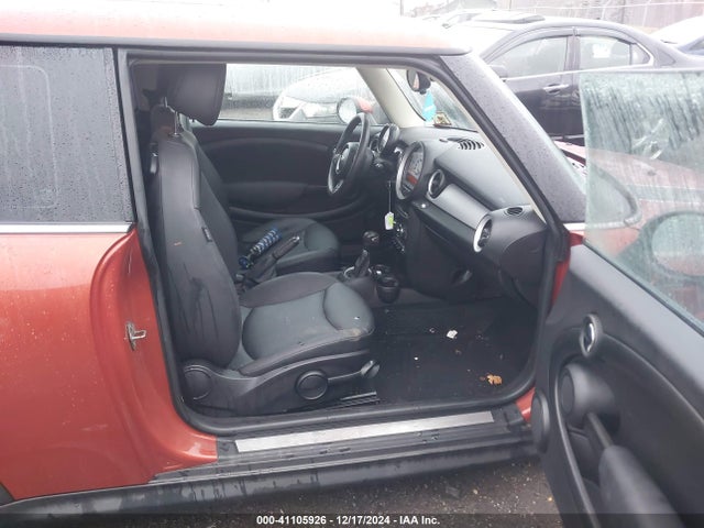 2012 MINI COOPER WMWSU3C59CT542784 Photo 4