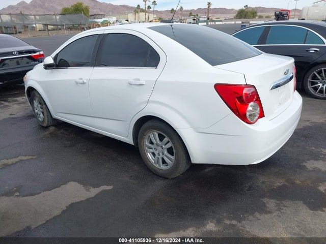 Chevrolet luw - e85 max 2016 1G1JC5SH0G4121926 Image 3