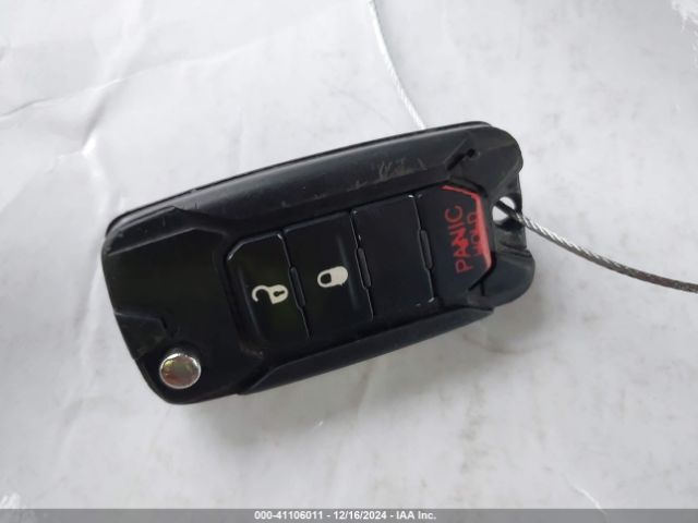 ZACCJBCT8FPB16366 Jeep Renegade Trailhawk