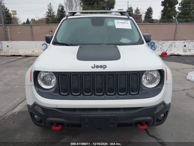 ZACCJBCT8FPB16366 Jeep Renegade Trailhawk