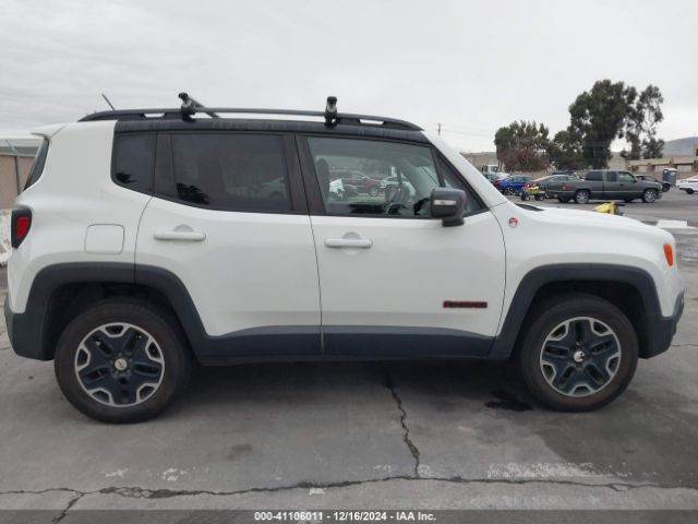 ZACCJBCT8FPB16366 Jeep Renegade Trailhawk