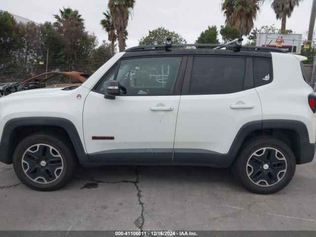 ZACCJBCT8FPB16366 Jeep Renegade Trailhawk