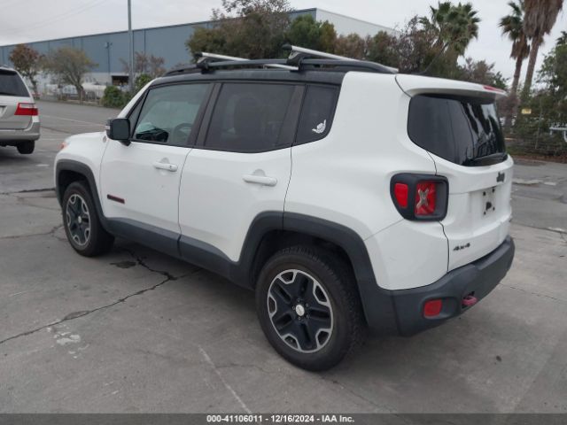ZACCJBCT8FPB16366 Jeep Renegade Trailhawk