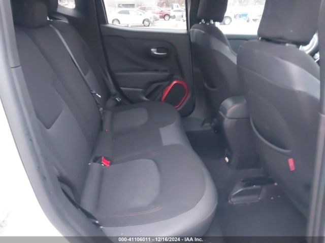 ZACCJBCT8FPB16366 Jeep Renegade Trailhawk