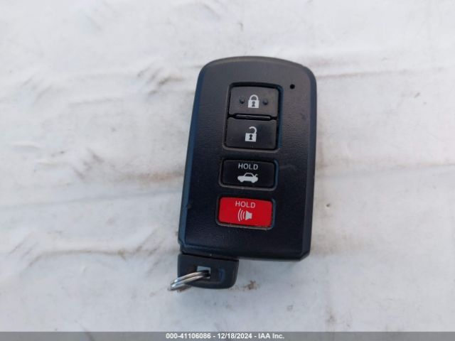 4T1BD1FK2EU130725 Toyota Camry Hybrid Xle