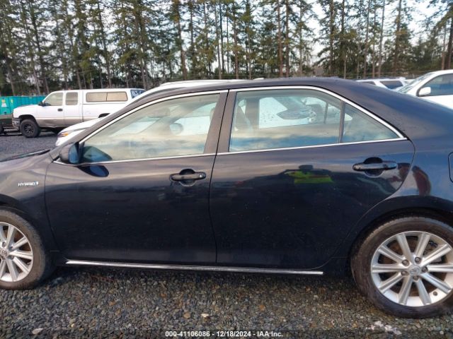 4T1BD1FK2EU130725 Toyota Camry Hybrid Xle