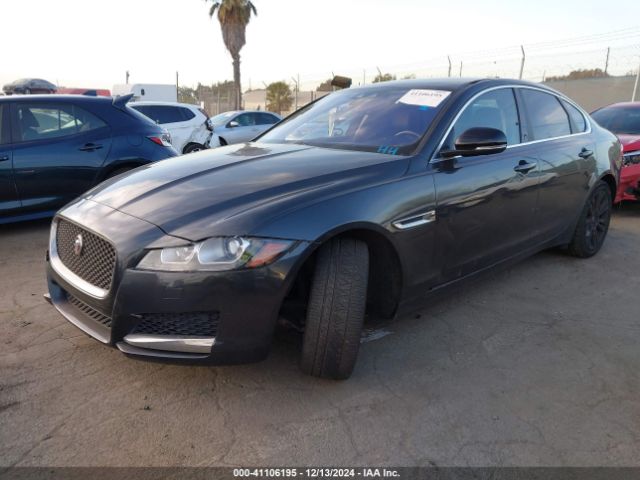SAJBD4BV5HCY38422 Jaguar Xf 35t Premium