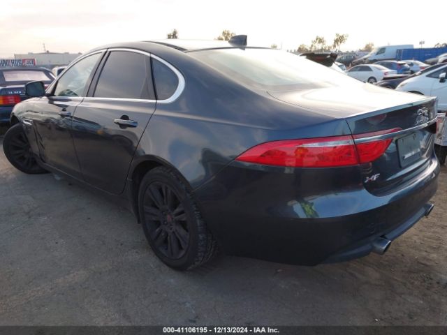SAJBD4BV5HCY38422 Jaguar Xf 35t Premium