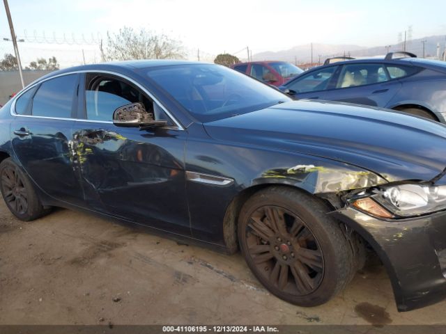 SAJBD4BV5HCY38422 Jaguar Xf 35t Premium