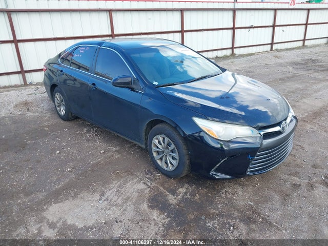 Toyota CAMRY LE 2015 4T1BF1FK8FU986557 Image 1
