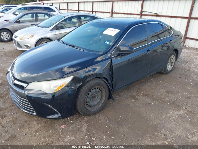 Toyota CAMRY LE 2015 4T1BF1FK8FU986557 Image 2