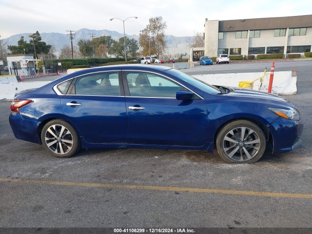 Nissan Altima 2.5 Sr 2017 1N4AL3AP6HC493028 Image 13