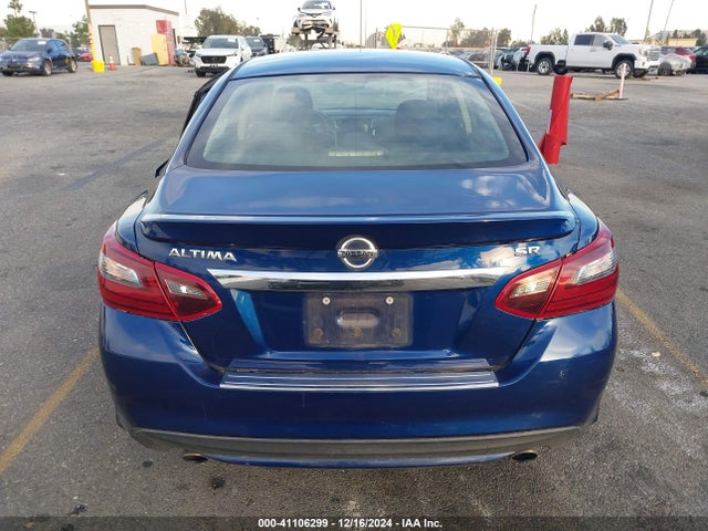 Nissan Altima 2.5 Sr 2017 1N4AL3AP6HC493028 Image 16