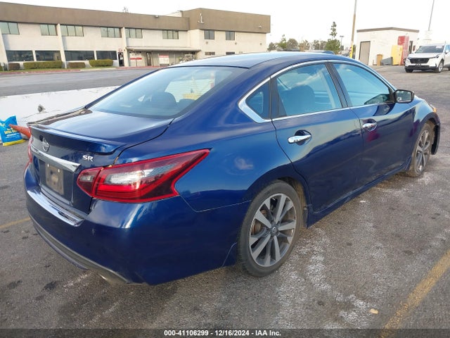 Nissan Altima 2.5 Sr 2017 1N4AL3AP6HC493028 Image 4
