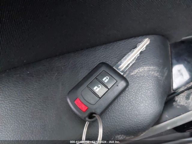 JA4AT4AA8KZ002369 Mitsubishi Eclipse Cross Le