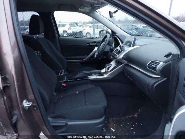 JA4AT4AA8KZ002369 Mitsubishi Eclipse Cross Le